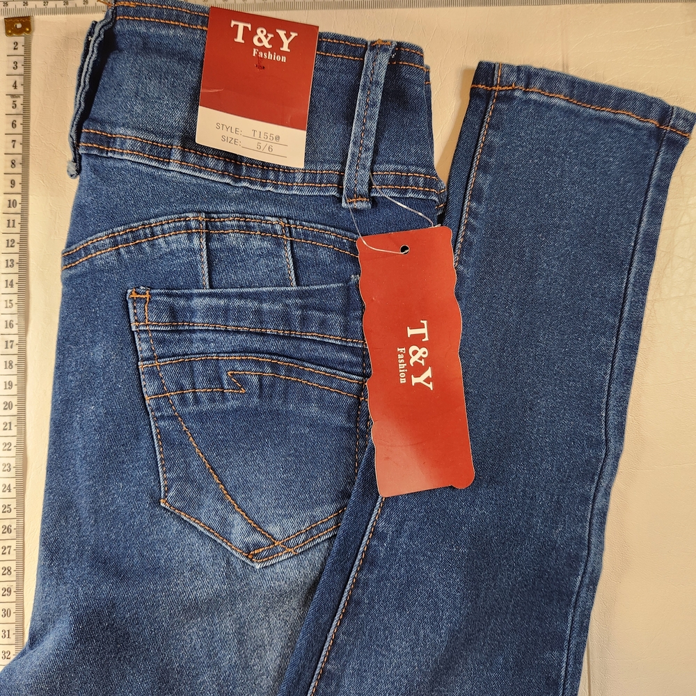 Women's Slim Blue Jeans